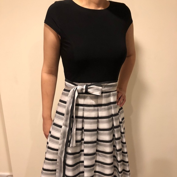 Cocktail dress - Picture 2 of 5